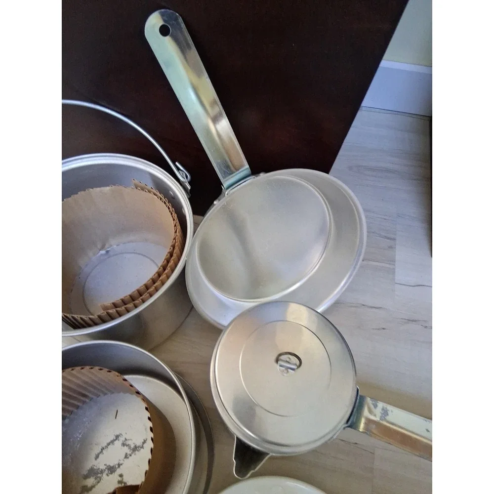 Vintage Mirro Aluminum Camping Mess Kit For 4